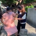 孕婦送子上學跌倒 警護童專案即時救援