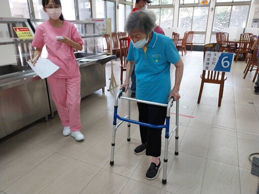 跌倒風險OUT!彰化榮家長輩靠運動重拾自信