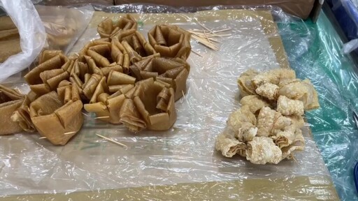 25元一朵的心意 彰化老店堅持做豆皮蓮花