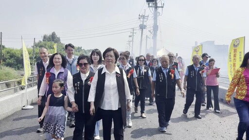 嘉邑行善團灑愛 芳苑「善堂橋、善樑橋」啟用