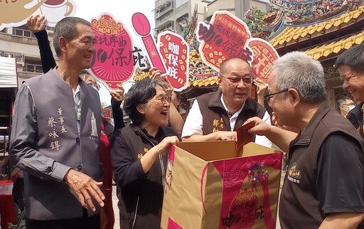 奉咖啡迎北港媽祖 古坑咖啡節結合信仰與產業