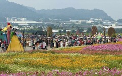 全台最大花卉盛典 台中國際花毯節盛大開幕