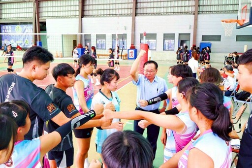 國立東高女排展現嘉縣學子堅毅與團隊精神 勇奪諸羅山盃冠軍