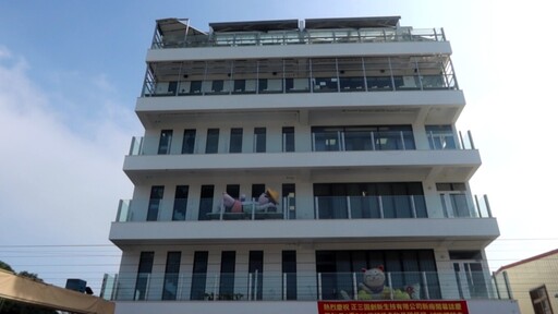 健康料理搭配美景 芬園3果6素景觀餐廳開張