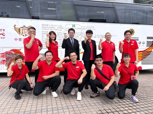 高雄大遠百辦捐血活動 挽袖助人傳遞愛心