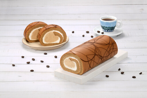 亞尼克「草莓脆皮巧克力生乳捲」粉嫩吸睛登場