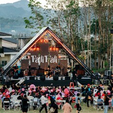 沿著春日的綠意前行，抵達歌聲落腳的地方