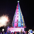 26公尺高聖誕樹 原民部落信義鄉羅娜燦爛點燈