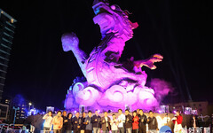 員林龍燈公園舉辦元宵晚會 3月底迎來「員林蜀葵花季」