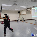 明新科大棒球頂級VR訓練工具系統開箱 參與體驗學生直呼過癮