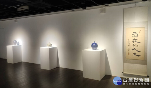 李仁燿30年小口瓶創作經典巡迴個展 竹市文化藝廊展出25件作品