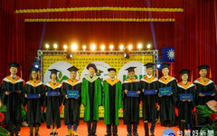 崑山科大112學年度畢業典禮 7位SARS世代畢業生出席畢典圓夢