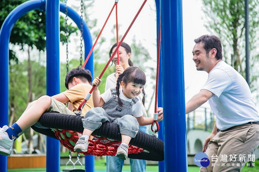 「七感體驗」打造全齡優質遊憩環境 南崁溪第一河濱公園共融遊戲場啟用