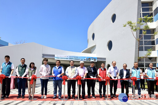 安平再生水廠環教中心開幕 黃偉哲期盼成為水資源保育傳承典範