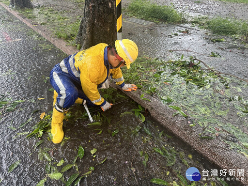 凱米颱風來襲停收垃圾 南市環保局人力投入巡清工作