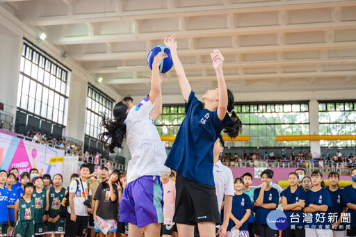 竹市稅務盃籃球賽熱鬧登場 220隊籃球高手同場競技
