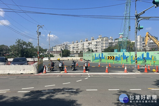 桃鐵地下化平鎮環南地下道封閉引民怨 議員黃敬平籲車輛分流配套