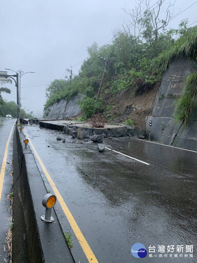 台南龍崎市道182線烏山頭路擋土牆塌陷 工務局全力搶修中