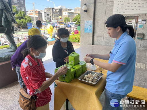 大甲農會協同北斗農會 行銷水餃展售