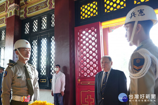 澎湖縣秋祭國殤典禮 陳光復率縣府團隊與地方各界代表共同追思