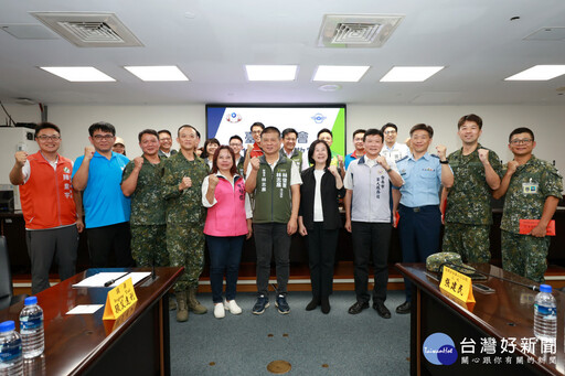 南市議會秋節勞軍 議長邱莉莉感謝國軍守護國家和平安全