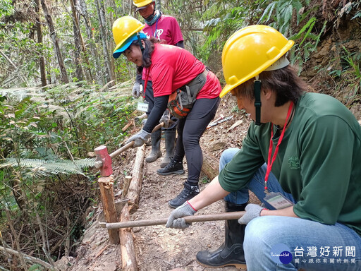 自然碳匯與生物多樣性保育專案合作 辦理澀水手作步道與社區生態旅遊