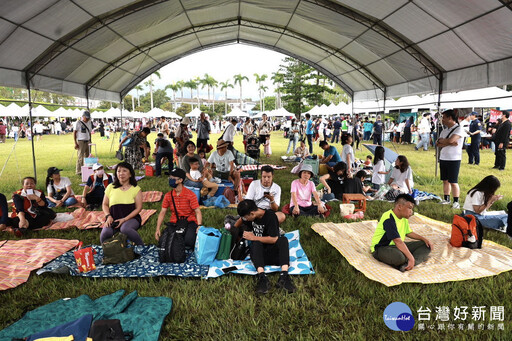 菁音草地音樂祭親子趴 許淑華盼實踐兒童權利公約