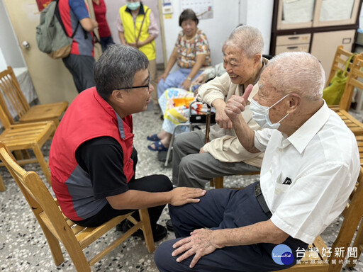 關懷退舍榮民長輩 新北榮服處秋節送暖