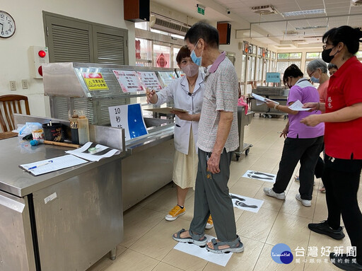 彰化榮家辦延緩失能健康促進活動 讓住民們各個老當益壯