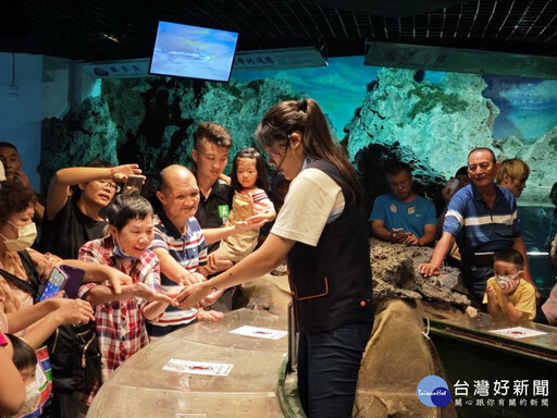 高市無障礙之家貼心全日照顧服務 邀憨兒家庭共遊海生館