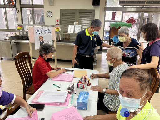 流感疫苗開打 彰化榮家員工齊接種提升免疫