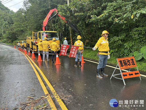 嘉義地區颱風停電493戶 台電積極派員搶修