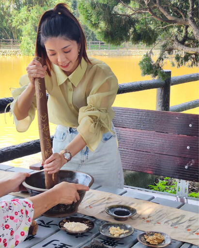 視、嗅、觸、味四感齊上 楊梅「來寮食茶」體驗茶的多元風情