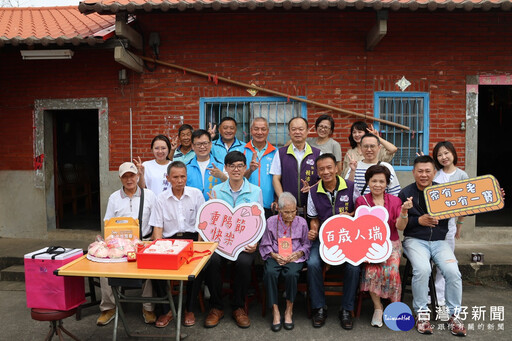 不因高齡而怠慢百歲人瑞精神可佩 員林市公所向百歲人瑞表達敬重關懷之意