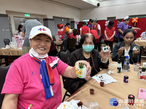 新北榮服處表揚新住民幸福家庭 場面溫馨感人