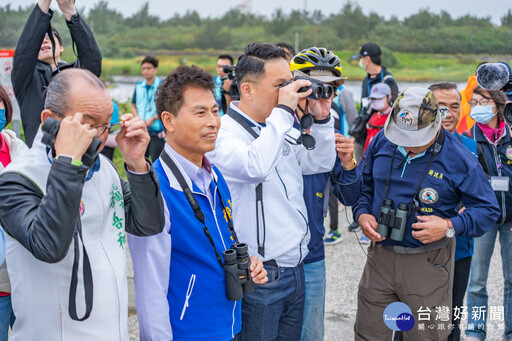 候鳥漫波冬遊趣 公私協力營造候鳥棲息的友善濕地