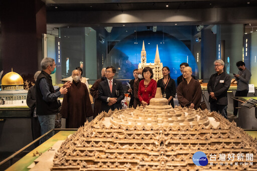 紀念人間國寶漢寶德 宗博館「漢先生畫重點」特展開幕