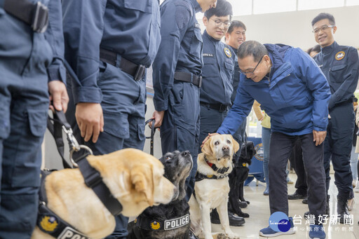 6隻功勳警犬光榮退役 新北致上最崇高感謝