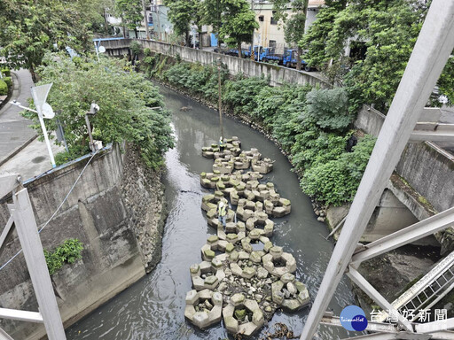 向惡臭味掰掰 新莊潭底溝排水完成改善