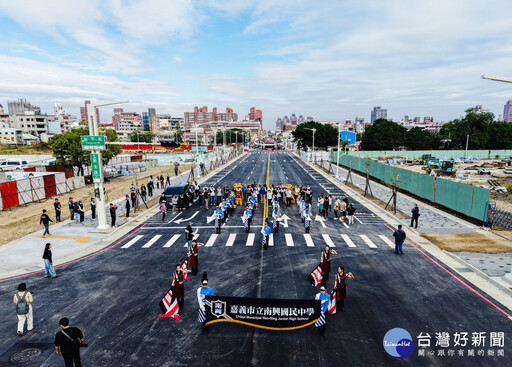 封閉497天 嘉義市新生路趕在元旦前通車