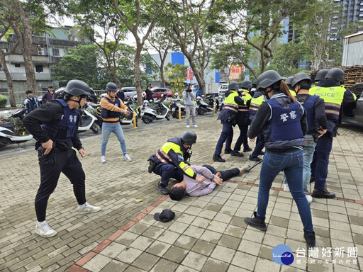 中和警防搶演練震撼逼真 科技辦案打擊犯罪快狠準