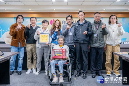 楊澄女士愛心捐贈救護車 張善政：感謝提升桃園市救護服務量能