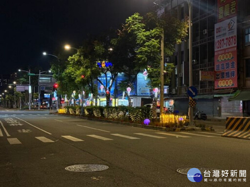 中壢新明市場前明德路分隔島華麗大變身 吸引民眾打卡抽獎