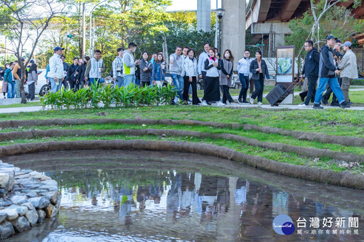 平鎮運動公園遊戲場改善竣工啟用 張善政：持續打造宜居城市