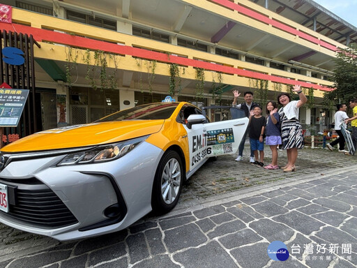 今年持續無縫服務！ 中市小黃公車去年發車逾26萬班次