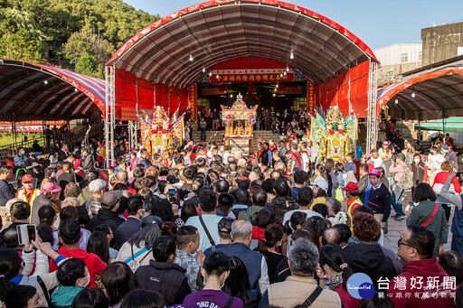 壽山巖觀音寺迎新年 讓民眾自除夕熱鬧到元宵