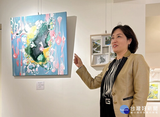 自在精靈師生公益畫展開展 善款幫助香山乾坤宮修繕