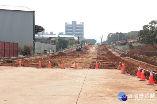 侯友宜視察A3計畫道路與南勢國中工程 提升林口交通與教育機能