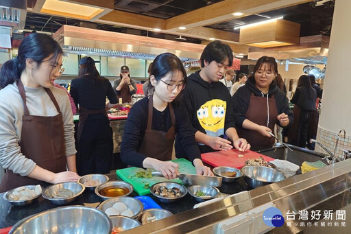 深化台韓教育合作 韓國漢陽女子大學參與長榮大學手作體驗課程