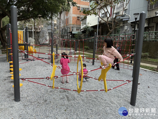 台中豐原怡然園新遊具啟用 孩子開心搶玩樂翻天